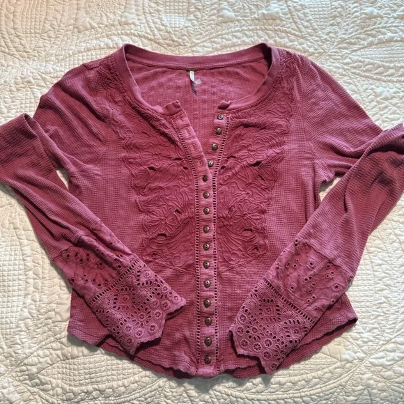 Free People Sidelines Top - Picture 4 of 11